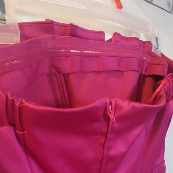 Pink Dynamite dress - Picture 3 of 4